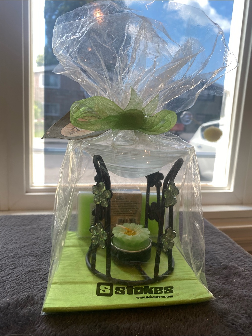 $20 Stokes candle gift